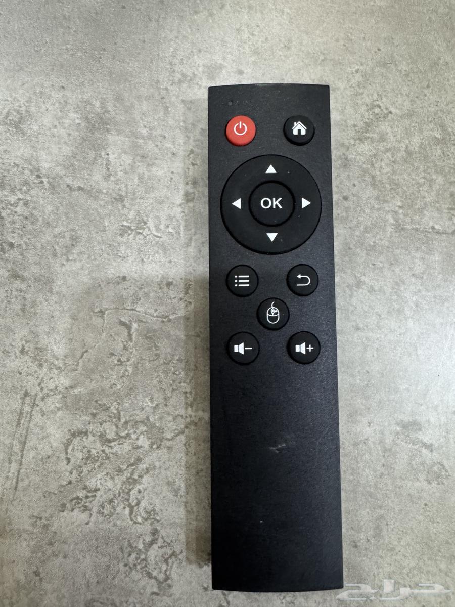 Display devices64581319698946110