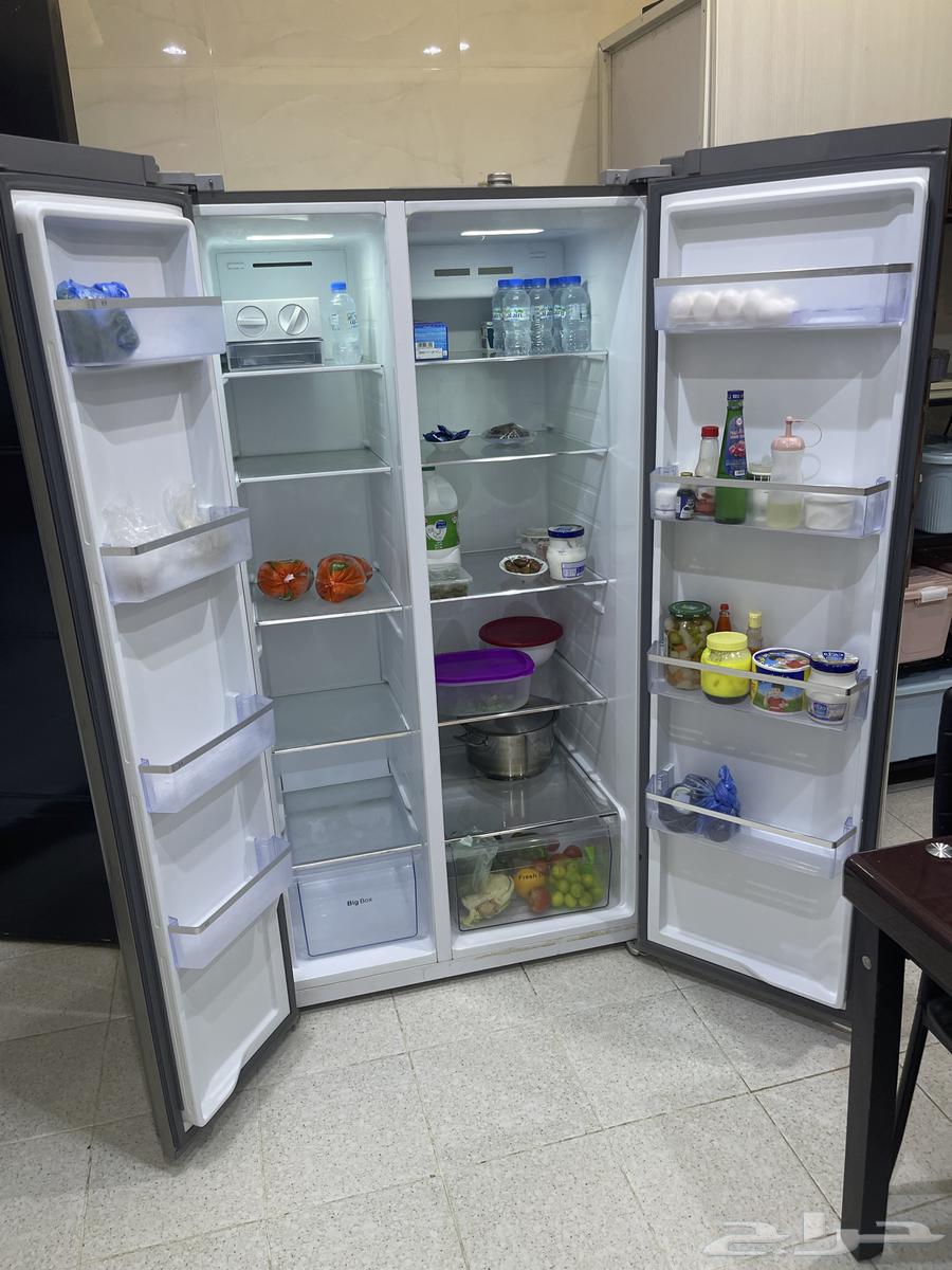 ثلاجة للبيع بحالة ممتازة64585509279746113