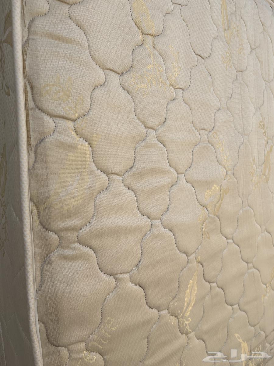 مرتبة سرير نفرين. و مفرش. هوم سنتر64596649174147111