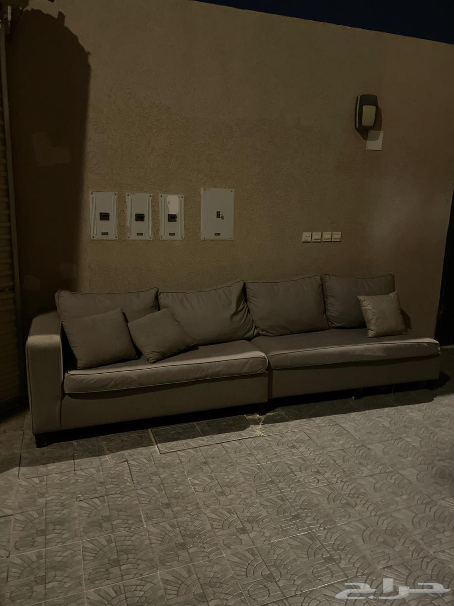 كنب للبيع حرف L مستخدم 8 شهور نظيف وسليم64580444654339112