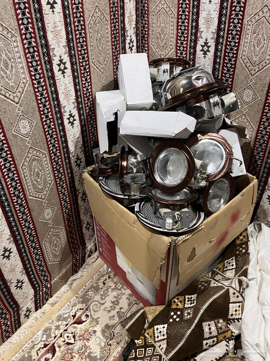 لمبات جديدة للبيع64583294350081110