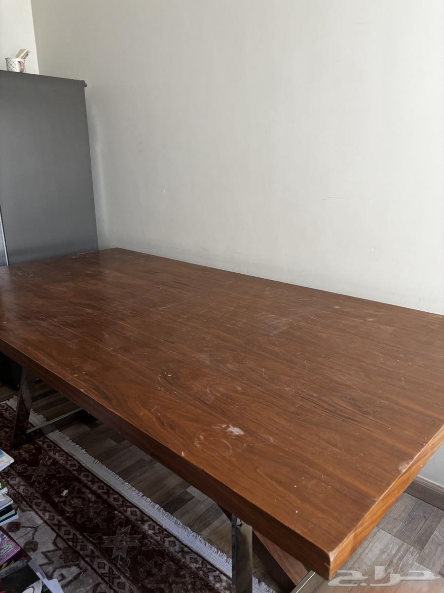 Dining table, approximately 6 years old, unused64581856156161110