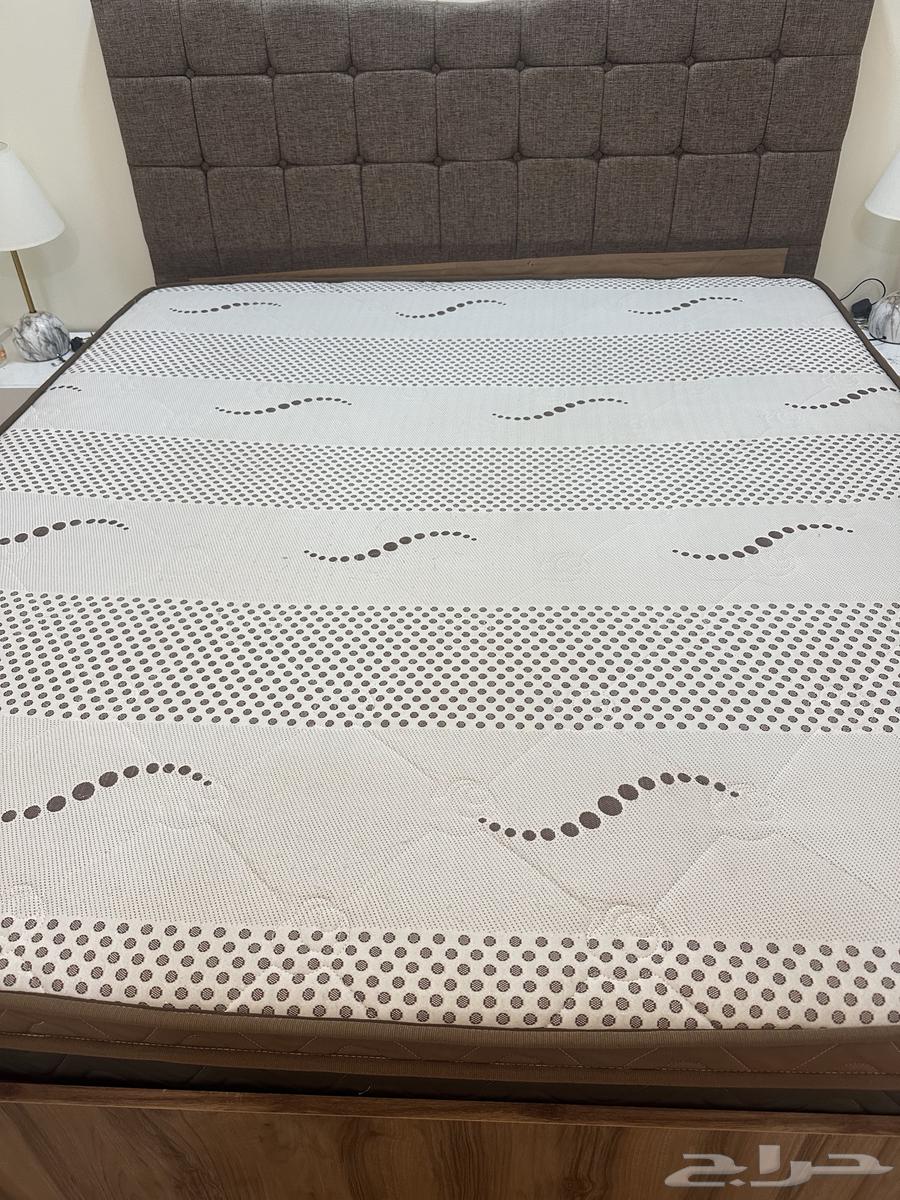 للبيع سرير ومرتبه64582924128770110