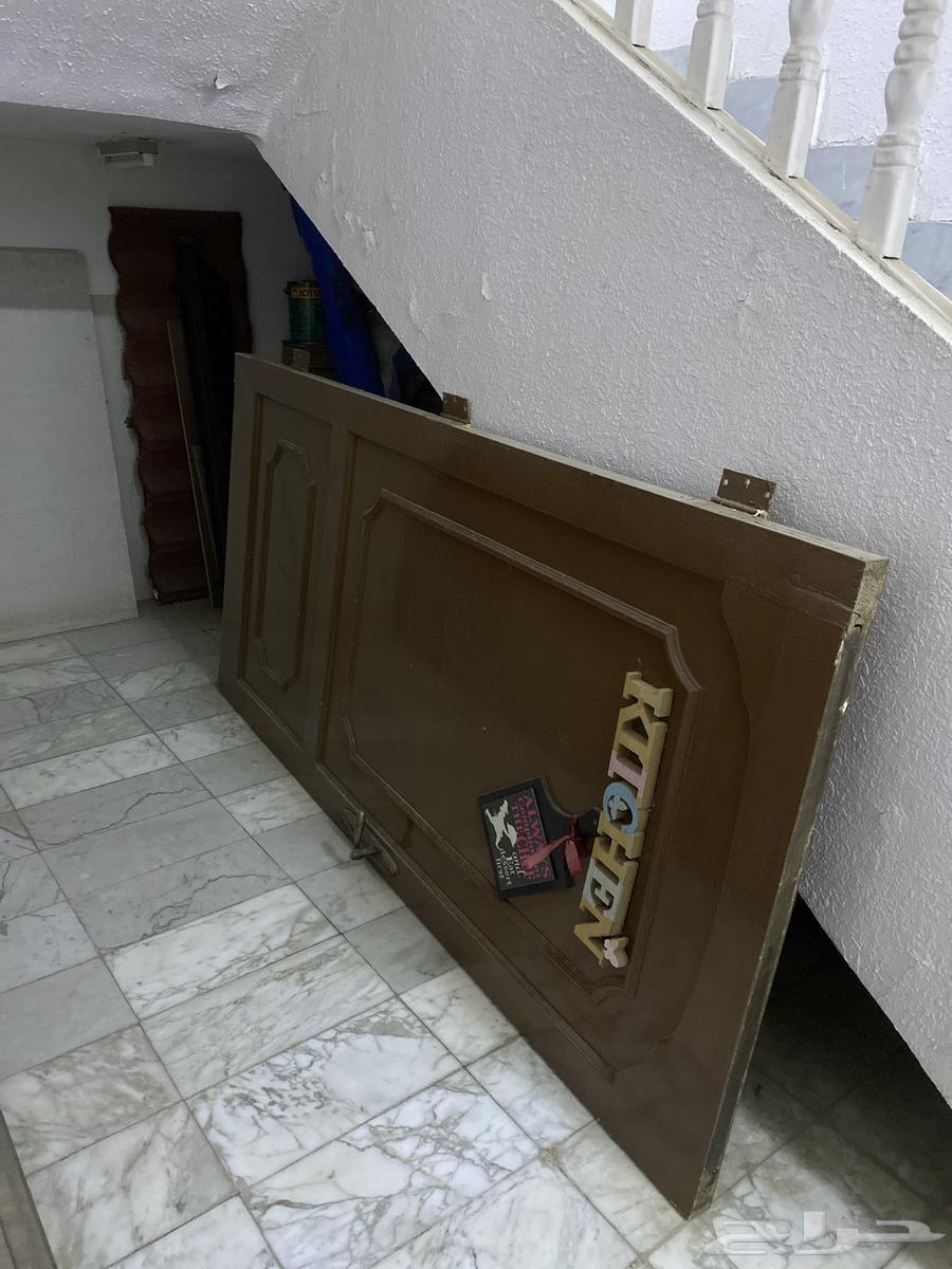 باب خشب للبيع لاعلى سعر64587677340547110