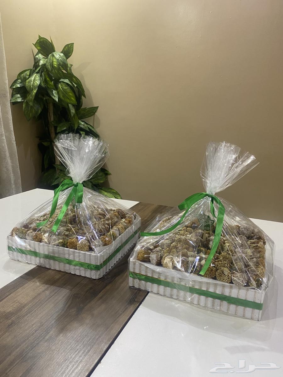 نخلات تمر محشي بشعار يوم الوطني64583401033218114