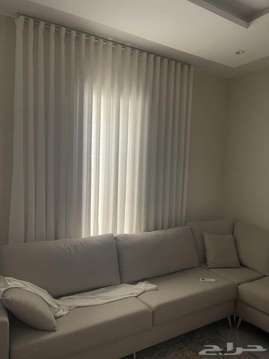 L-shaped sofa64582661244675113