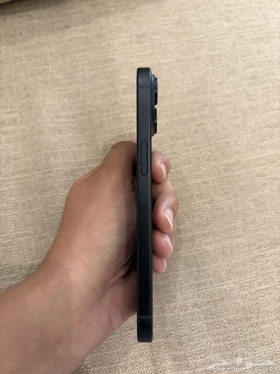 ايفون 15 اسود64582709260801112