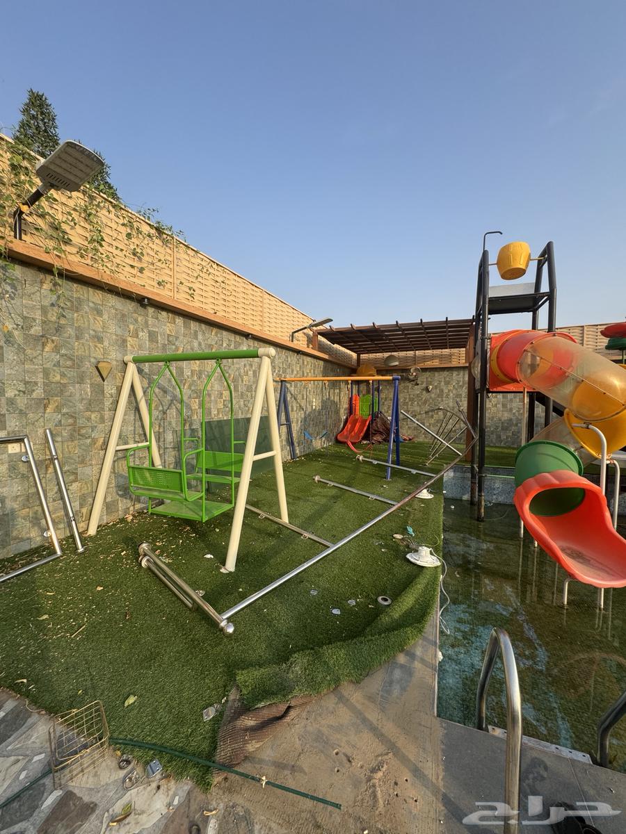 Water games, children's swings, and very clean slides used for one year64581251474946111