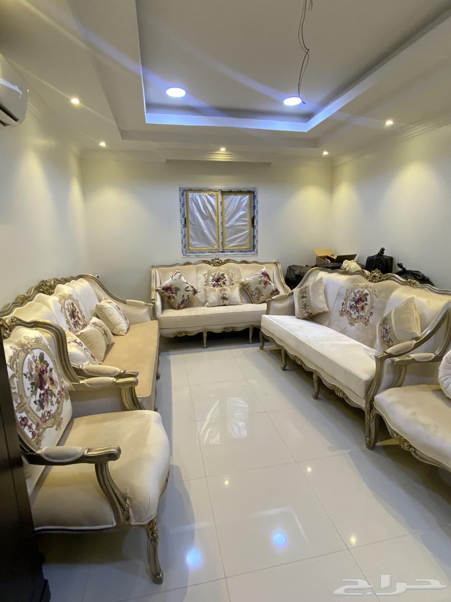 كنب فخم ونظيييف جدا جدا64584673705345110