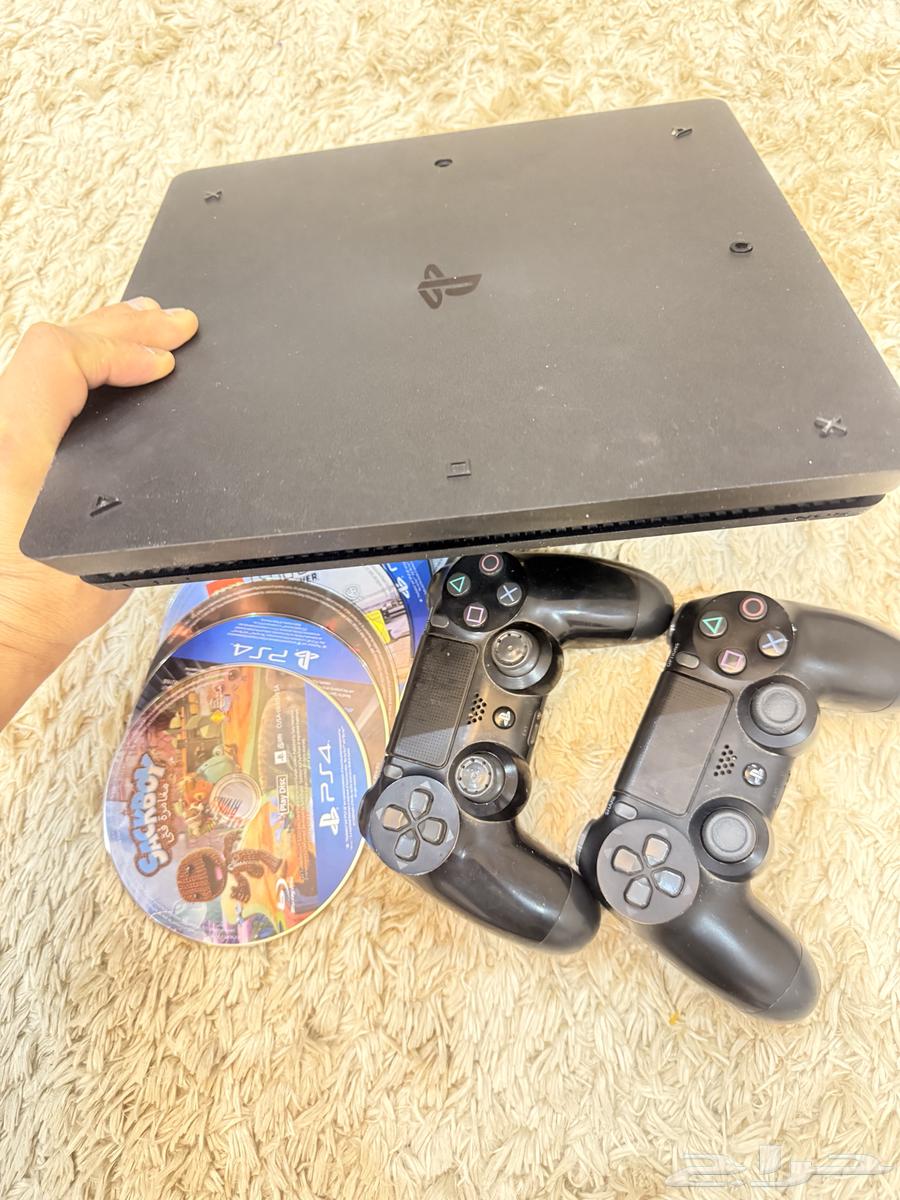 بلايستيشن 4 نضييف للبيع64588061479427111