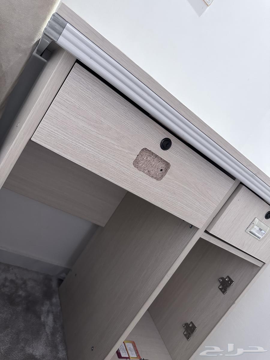 طاوله مكتب للبيع64582740881025113