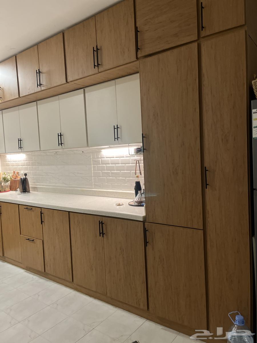 للبيع مطبخ بحالة ممتازه64587034756995110