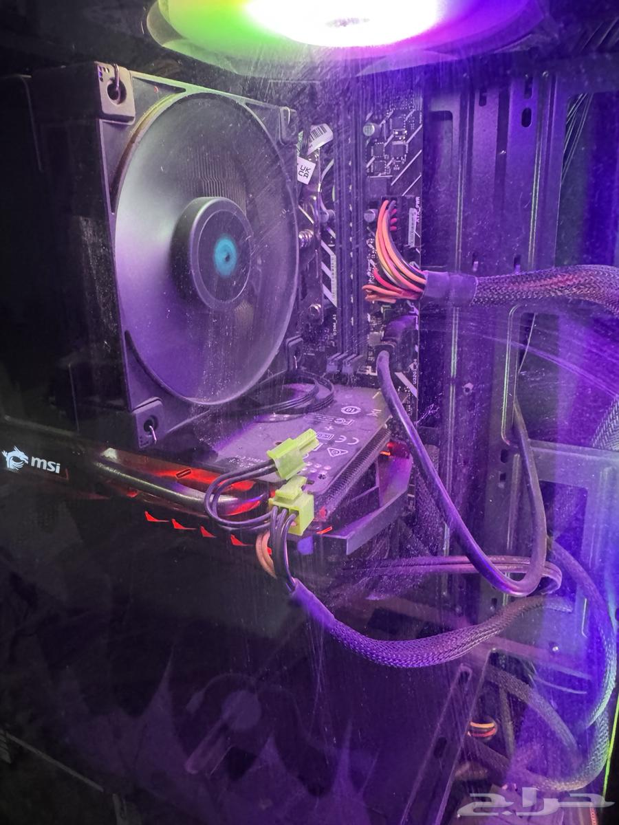 بي سي للبيع64581842471425111