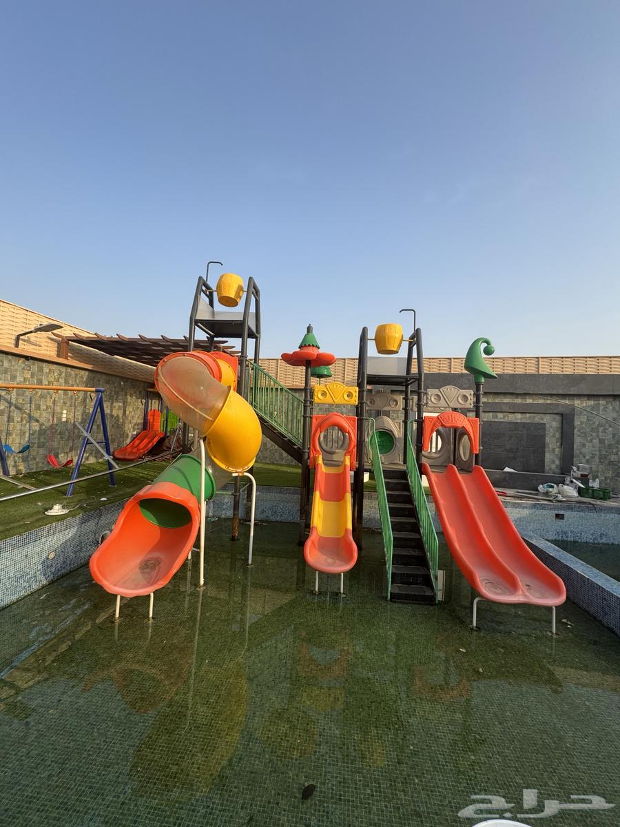 Water games, children's swings, and very clean slides used for one year64581251474946112
