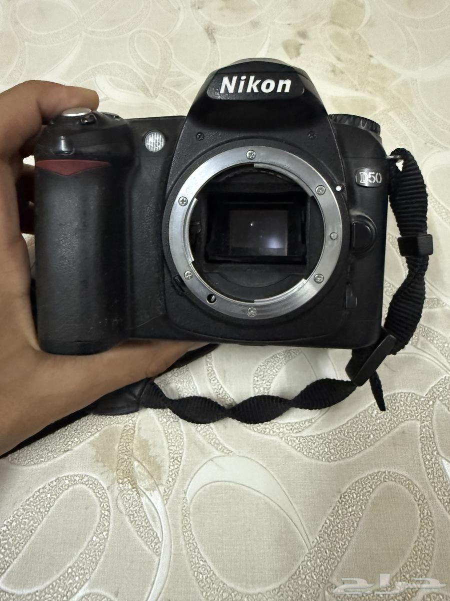 للبيع كاميرا نيكون D50 مع عدسة 18-135mm64584701620483113