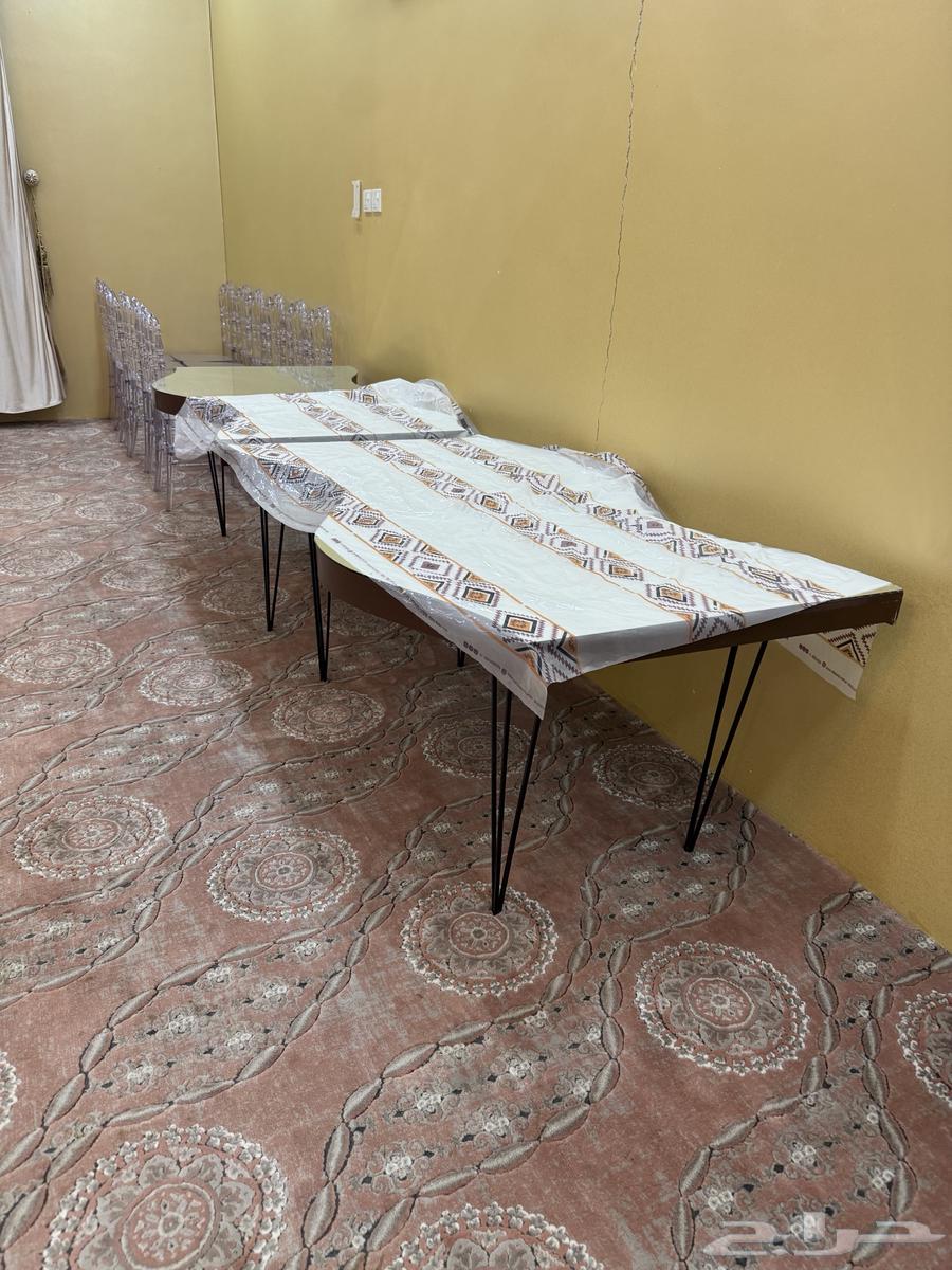 Tables and chairs for sale64583011843075114