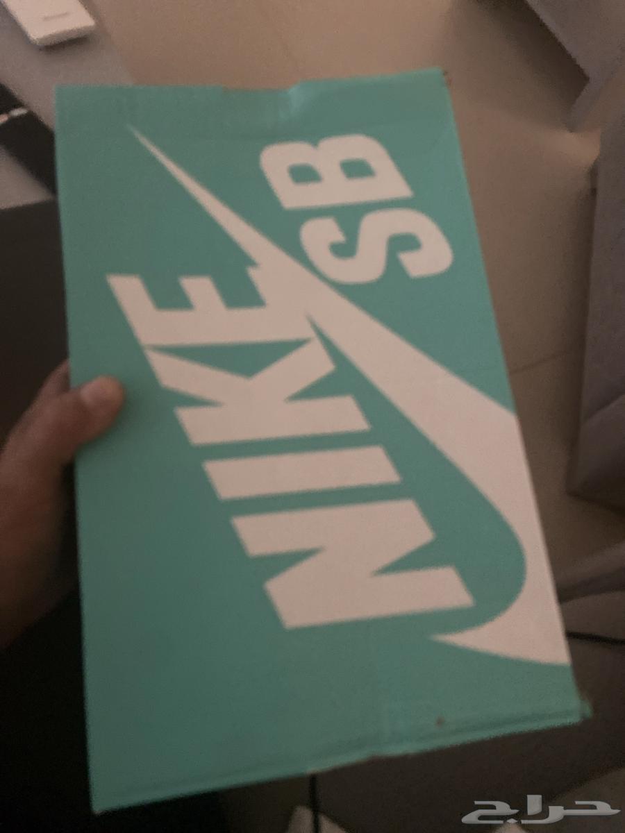 A brand new Nike shoe, I swear, but the toe box or front part is tight64582048553987113