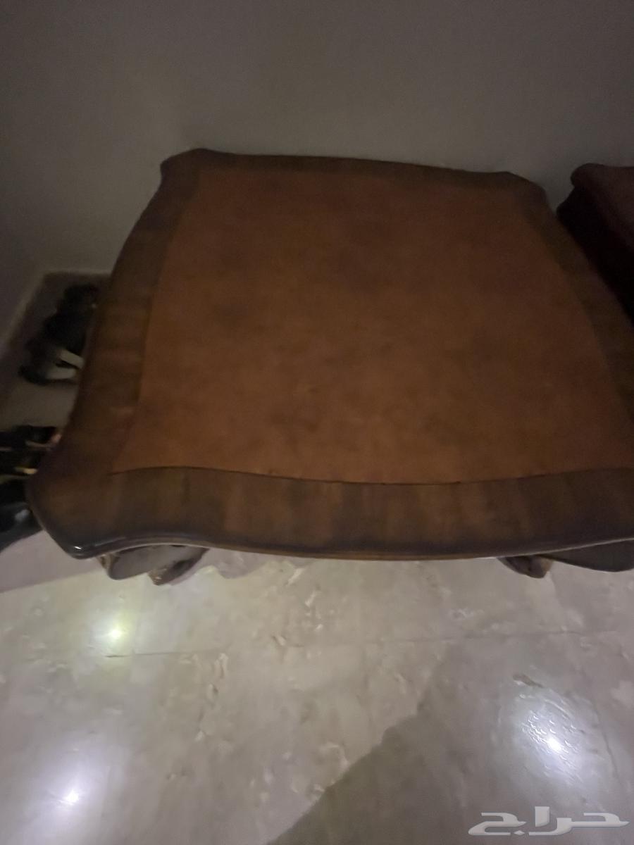 طاوله مافيها مخش جديده با 50064579842163329110