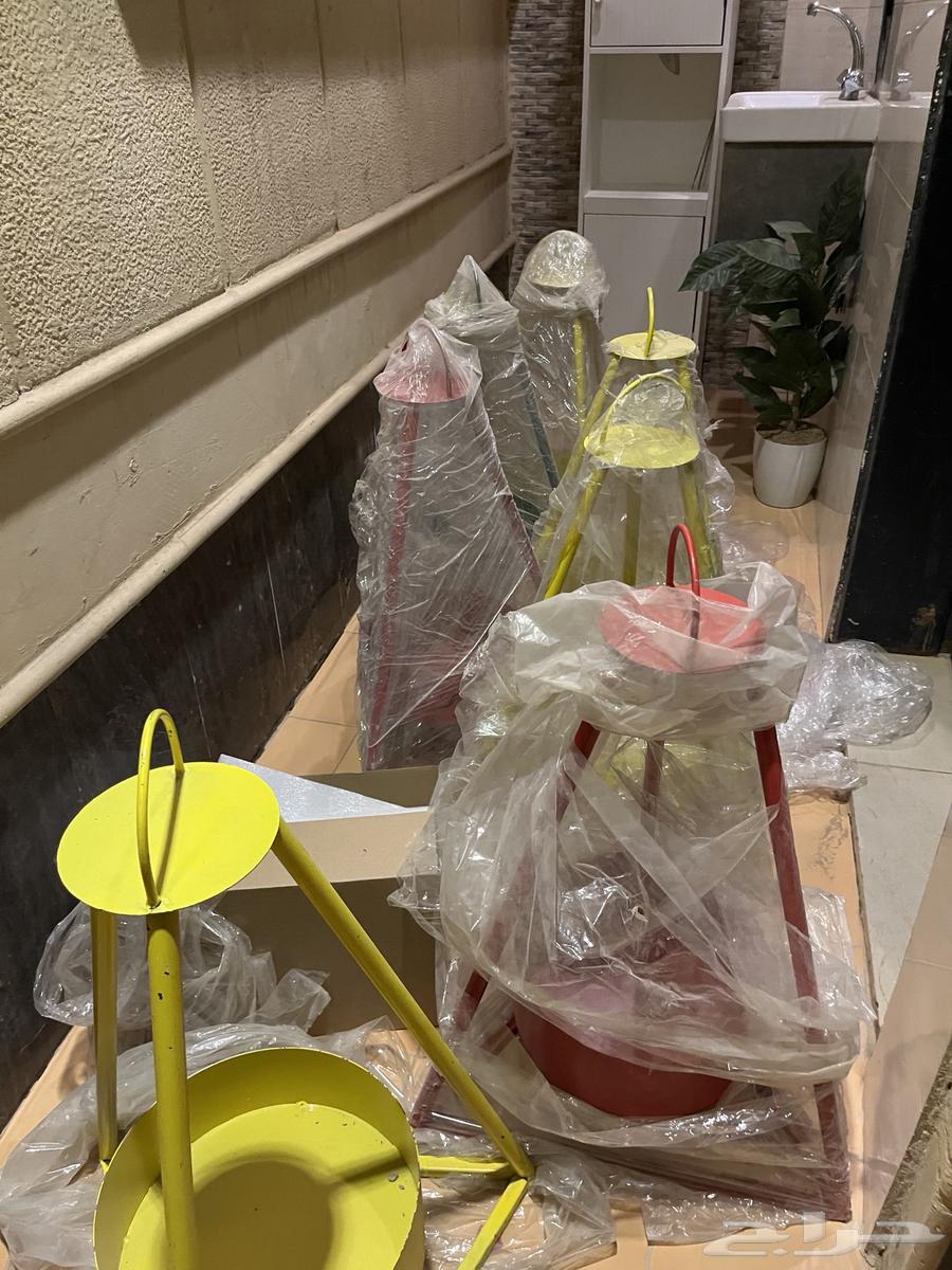 حاملات حديدية ملونه64586787309955112