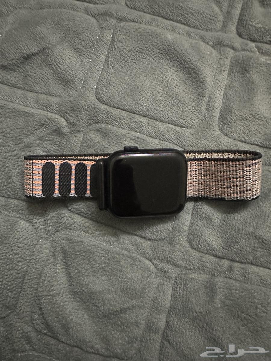 ساعه ابل استخدام شهر 202464580799011713111