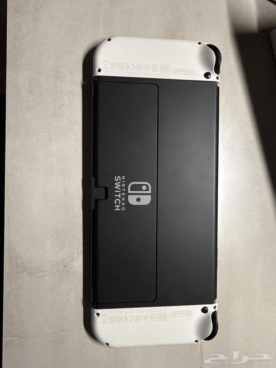 نيتيندو سويتش oled شبه جديد مع اربع العاب هديه للبيع بسعر85064581552811137112