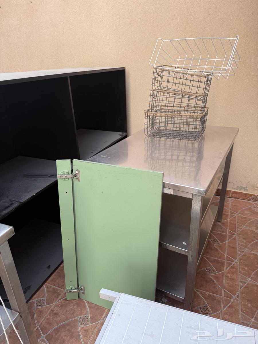 Tables for sale64584715743107112