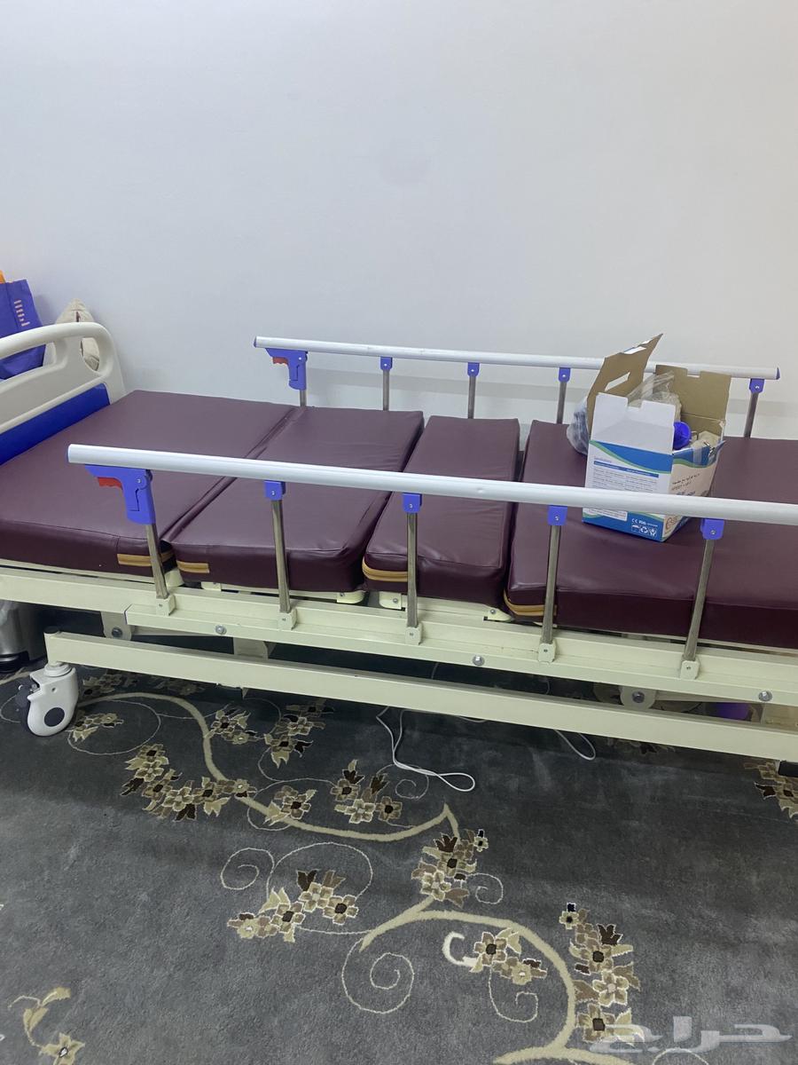سرير طبي جديد ومتكامل64586861750913112