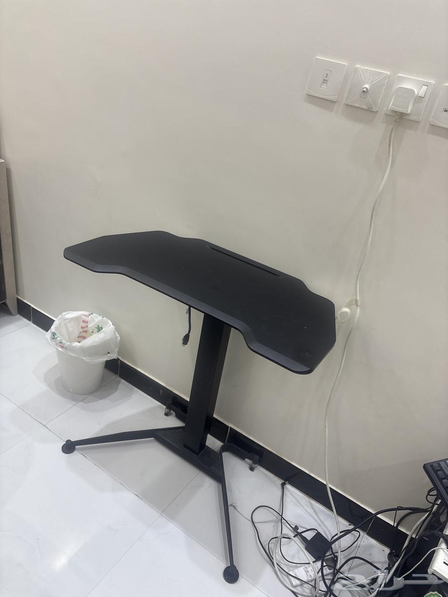 طاوله قيمنق64584883947777112