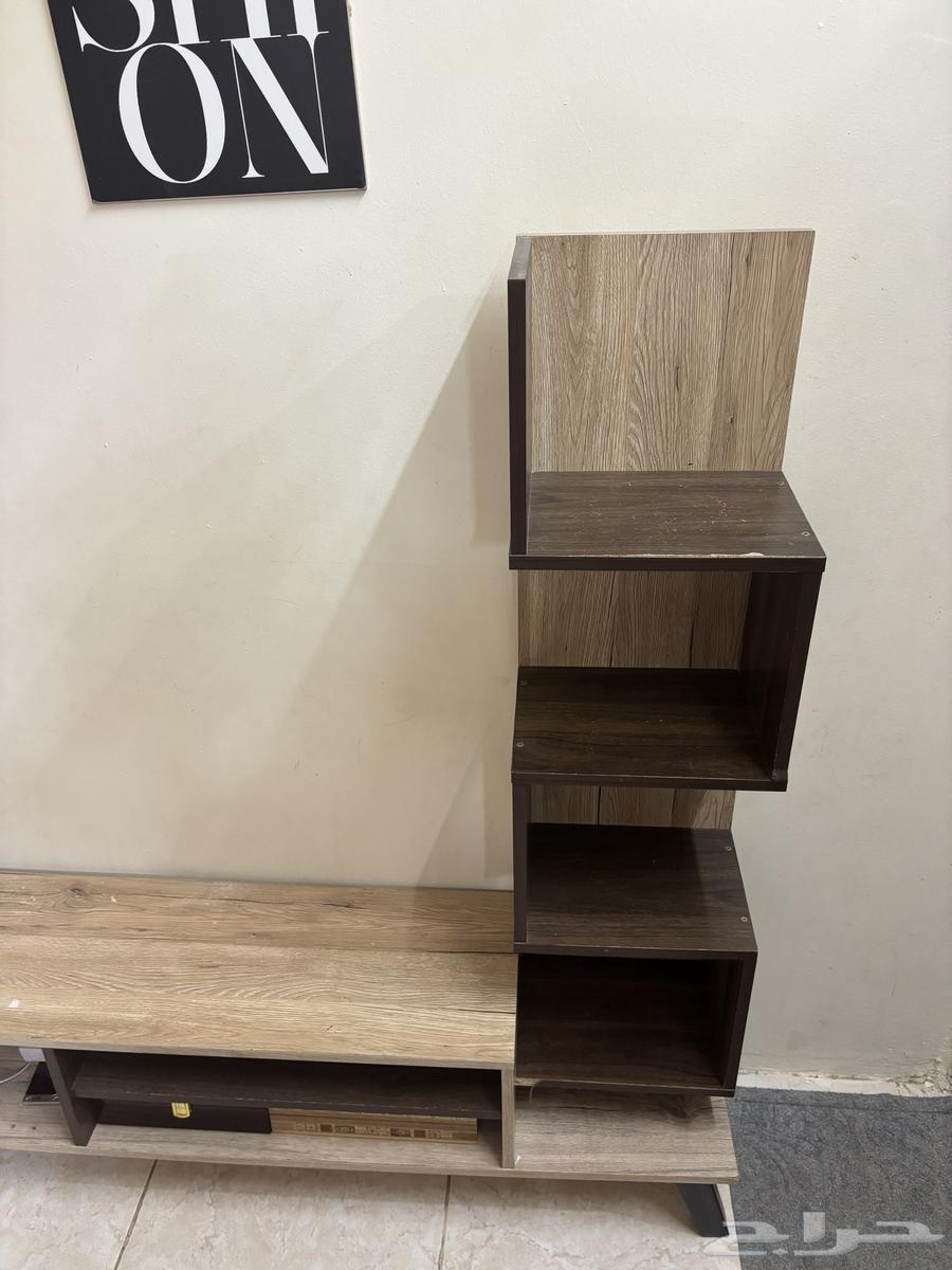 Home shelf, used, in good condition, available today64580389820419112