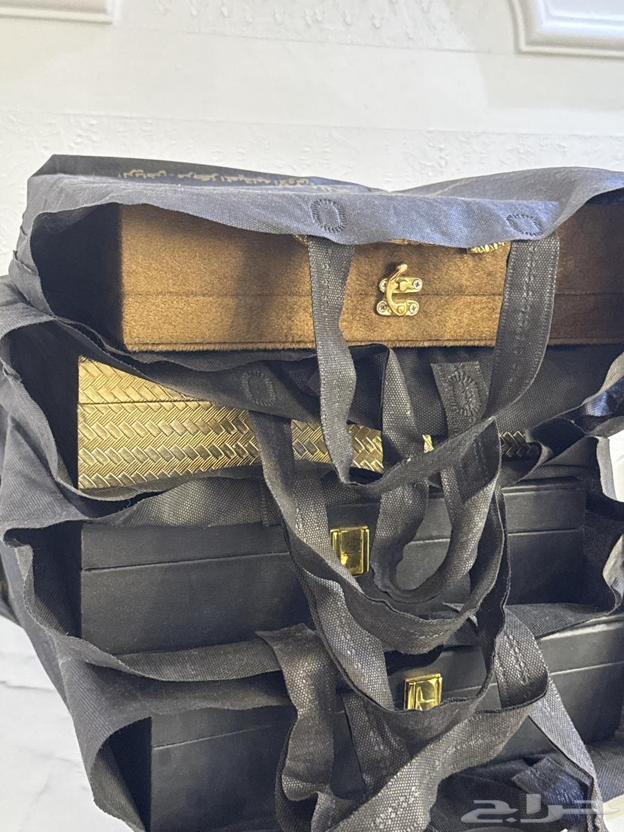 بشوت ملكيه متوفر 464582487441026110