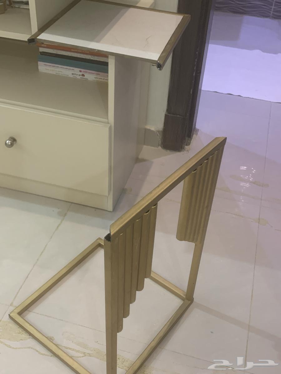 Used serving table64584376294018112