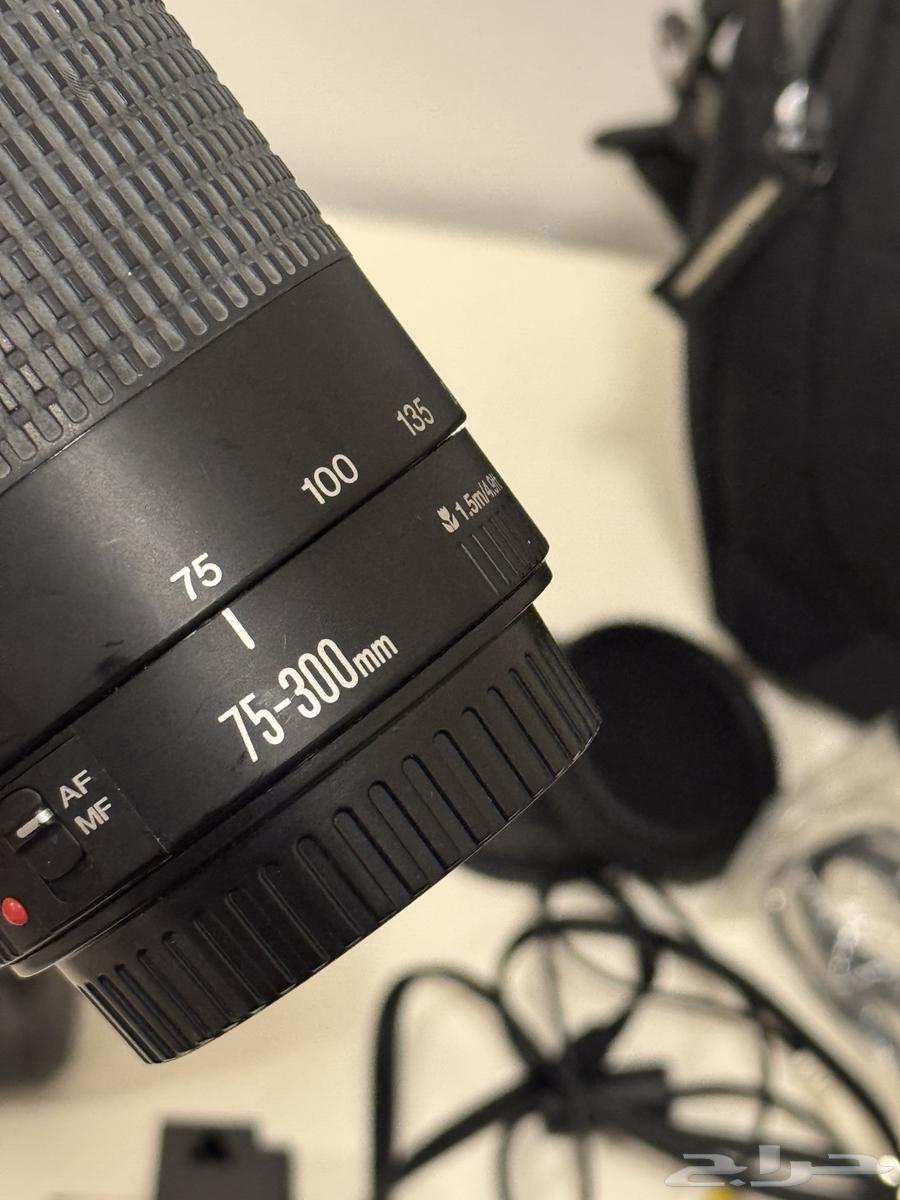 للبيع كاميرا كانون مع عدسات ب 1300 ريال64587478604547112