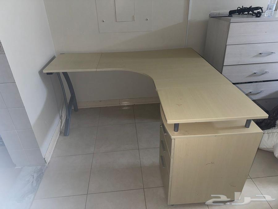 Computer and Gaming Table64586663223682110