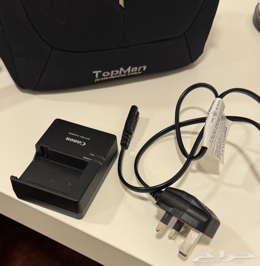 للبيع كاميرا كانون مع عدسات ب 1300 ريال64587478604547113