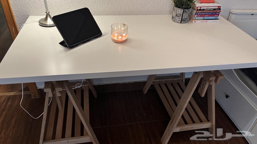 مكتب مميز وفخم ونادر من ايكيا ولا يتواجد بكثره الا بالطلب64580976945923112