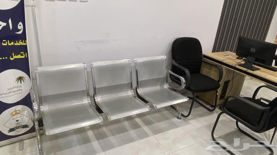 مستلزمات مكتب خدمات مكاتب وطاولات كمبيوتر شبه جديدة64585807514627110