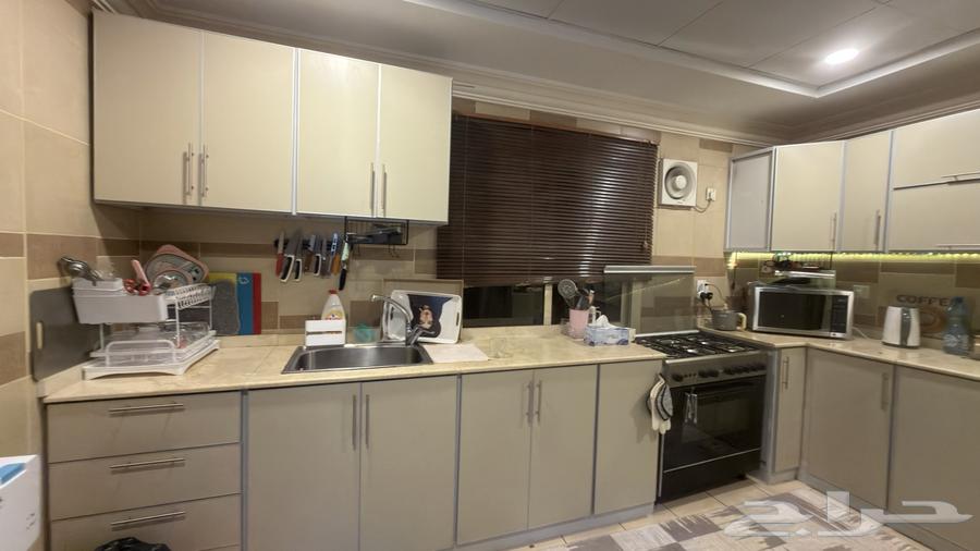 دولاب مطبخ نظيف شبه الجديد جده حي مشرفه64587528340354110