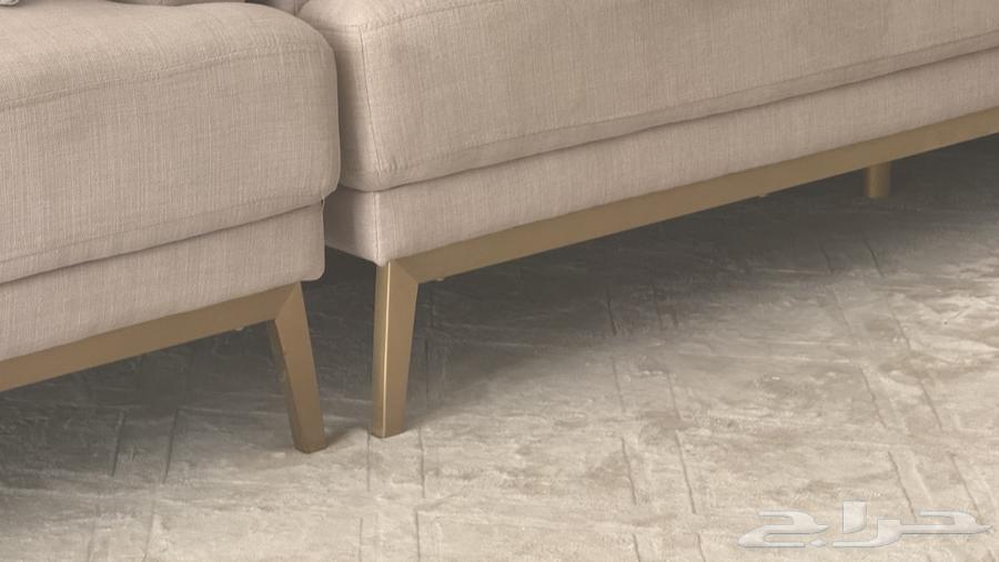 كنب نظيف باللون البيج للبيع64582799104257110