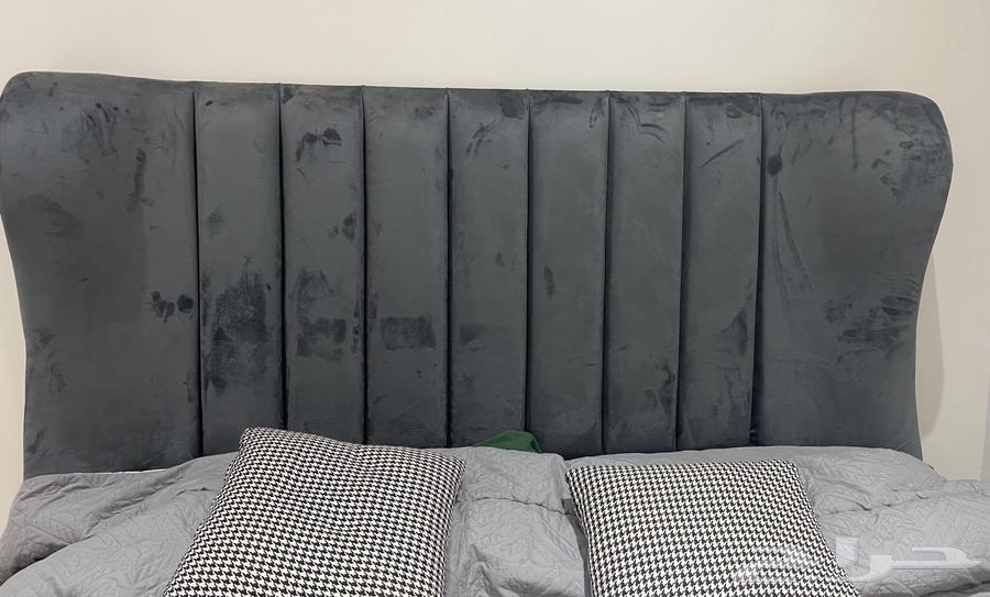 سرير للبيع64584532355970111