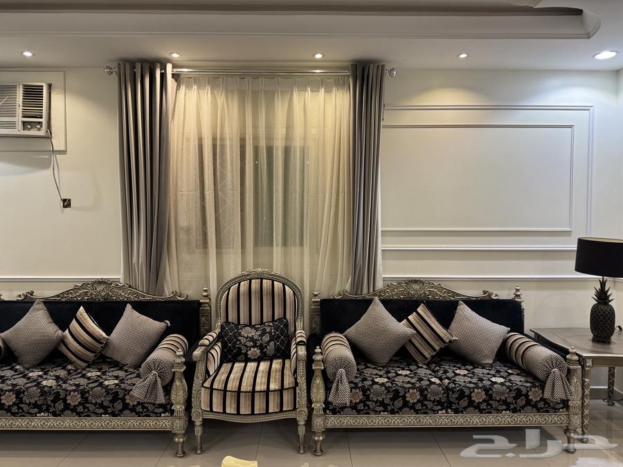 كنب بحاله جيده64586401557891112