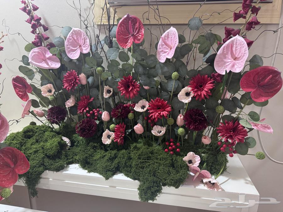 طاولات استقبال مع ورد للبيع64587071492097112