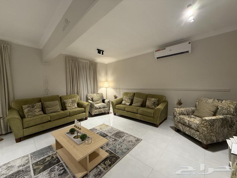 كنب نظيف جدا شبه جديد64586601448451112