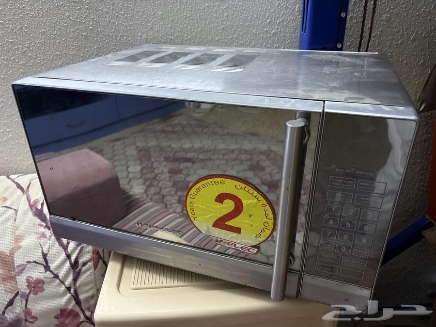 3 مكيفات و 1 فرن أصلي و 1 مايكرويف64584489844098114