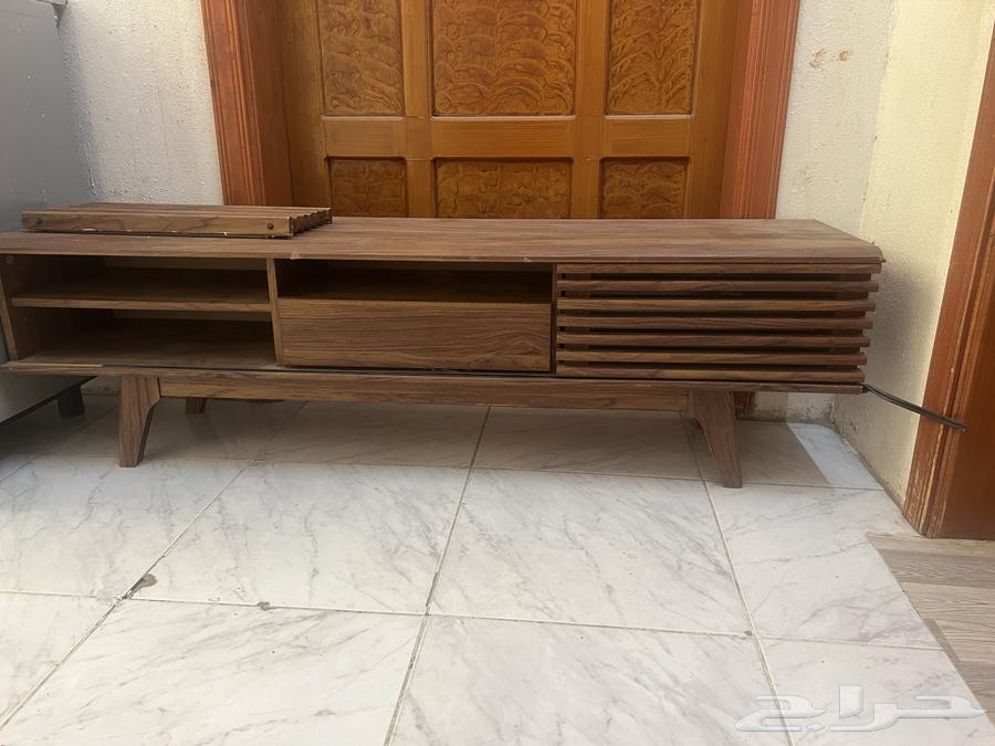 للبيع مكتبه64583739452674111