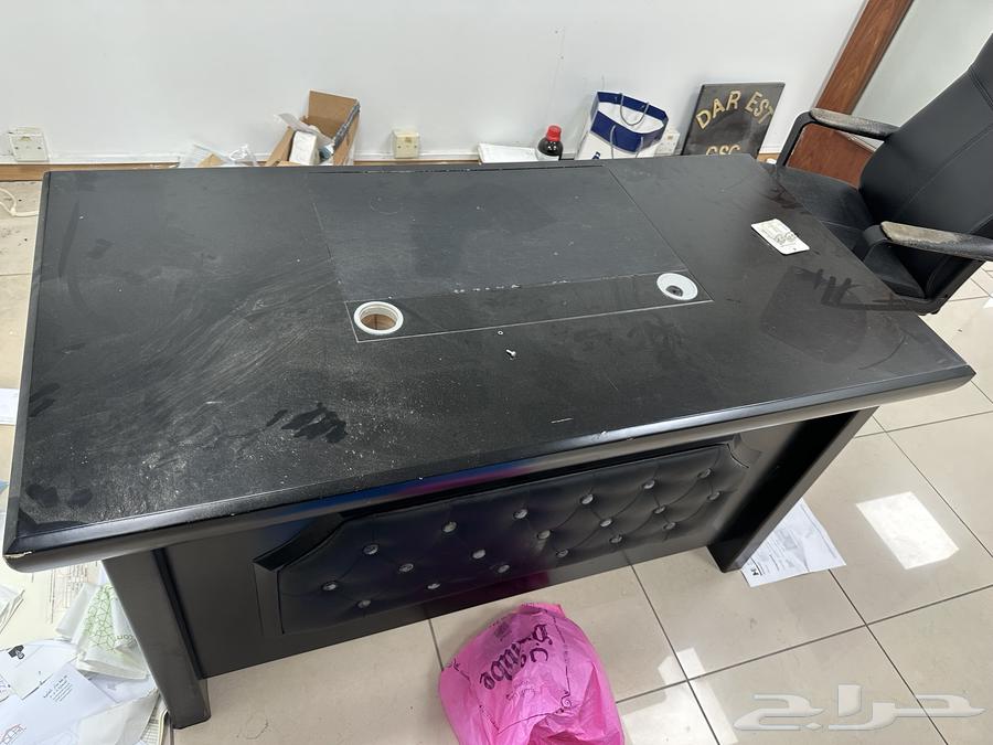 مكاتب مستعملة للبيع64403958403841113