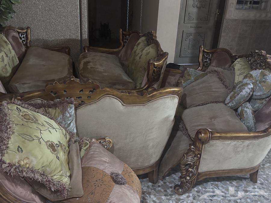 كنب للبيع قابل للسوم64585423597186112