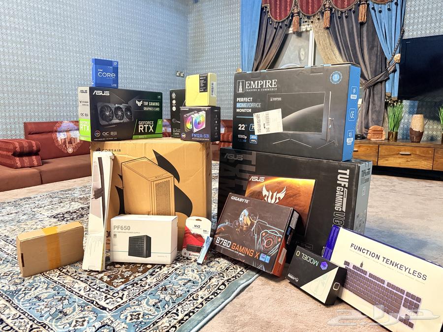 إعلان بيع PC مع سيت أب كامل   فخم وجاهز للتشغيل64585832029315111