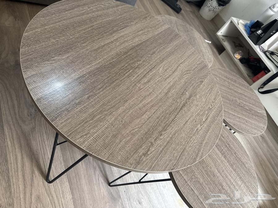 كنب حرف L مع كنبة مقعدين  الطاولة بالوسط64582692962433111