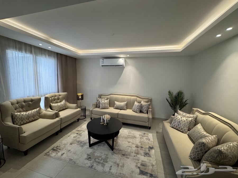 Selling very clean sofa set64582076607874110