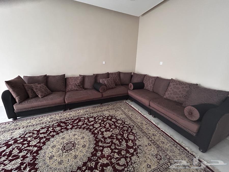 كنب بالدمام للبيع السعر قابل للتفاوض64581718759554110